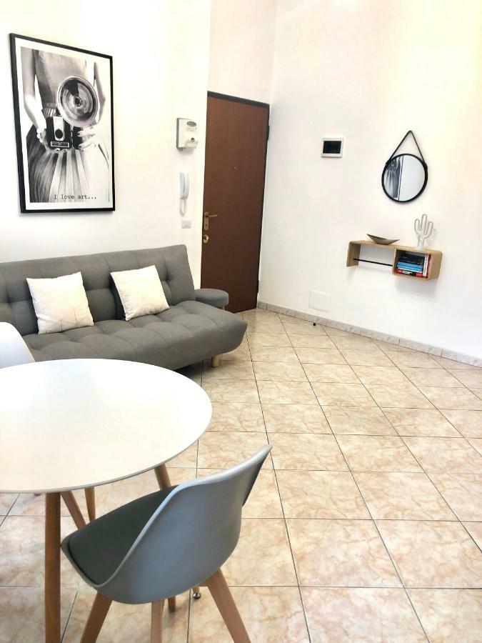 Apartamento Casa Sir Oliver Bollate Exterior foto